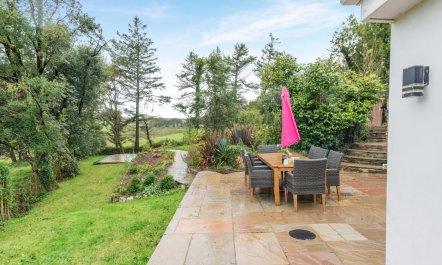 4 Bed in West Down 3