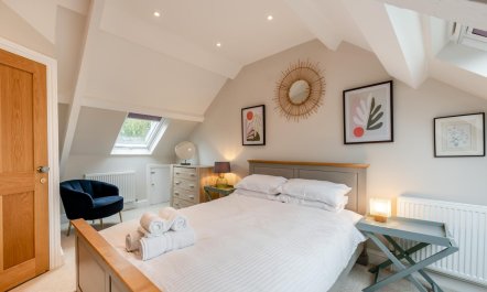 4 Bed in West Down 7