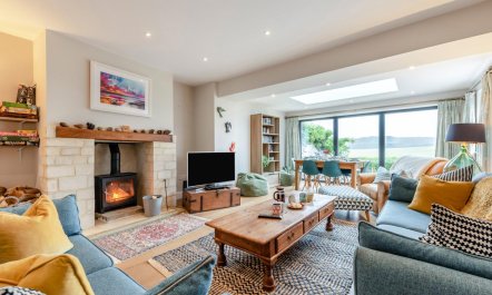 4 Bed in West Down