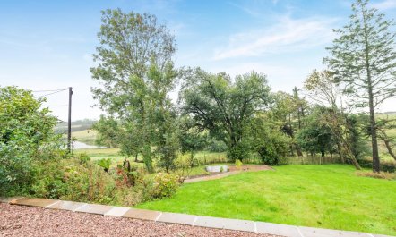 4 Bed in West Down 8