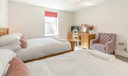 3 Bed in Newquay 9