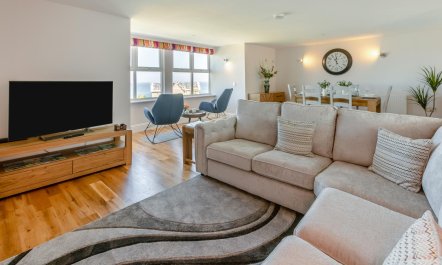 3 Bed in Newquay 2