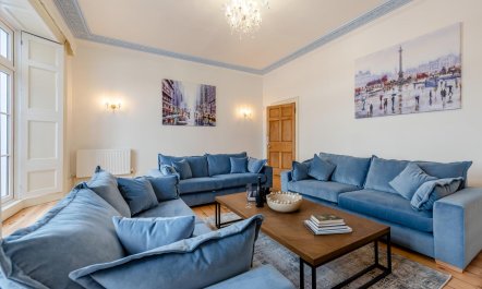 6 Bed in Tenby 1