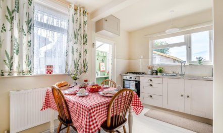 2 Bed in Dymchurch