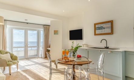 2 Bed in Ventnor 8