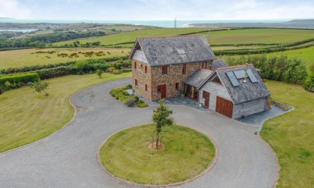 4 Bed in Instow