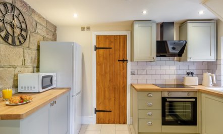 1 Bed in Darley Dale 3