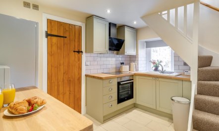 1 Bed in Darley Dale 5