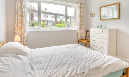 2 Bed in Mumbles 8