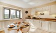 2 Bed in Windermere 6