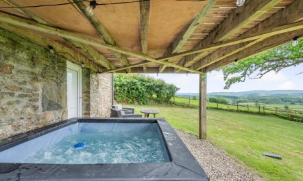 1 Bed in Brynteg 2