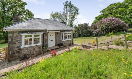 1 Bed in Brynteg 1