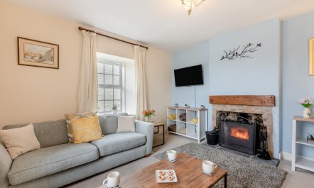 2 Bed in Berwick-upon-Tweed 1