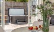 2 Bed in Bush 8