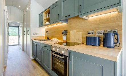 2 Bed in Cemmaes 9