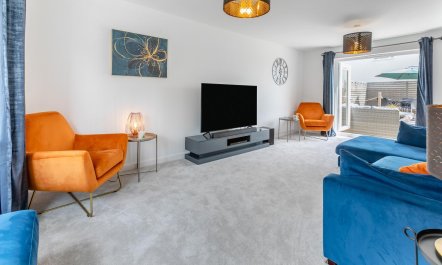 4 Bed in Westward Ho 5