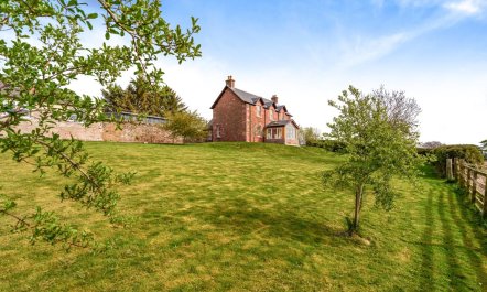 4 Bed in Alyth
