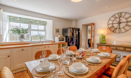 4 Bed in Alyth 9