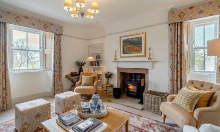 4 Bed in Alyth 4