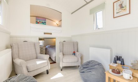 1 Bed in Baconsthorpe 5