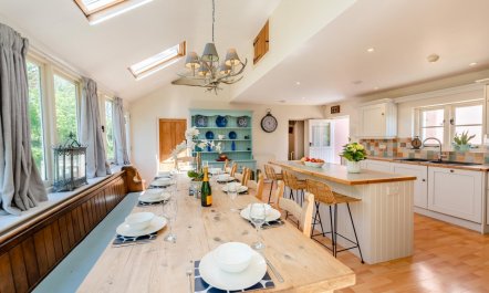 5 Bed in Westward Ho 3