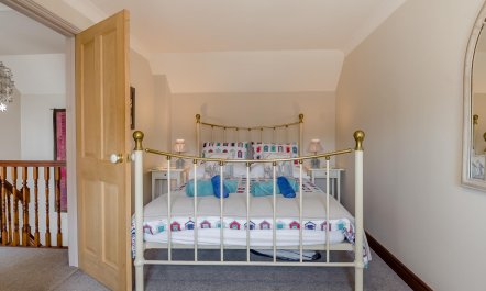 2 Bed in Holt 9
