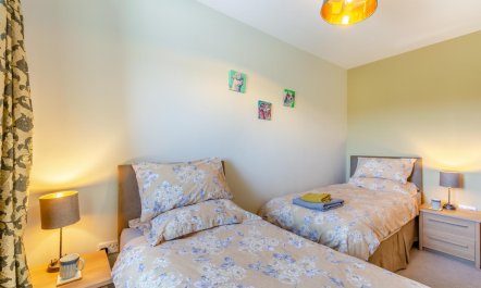 2 Bed in Isel 6