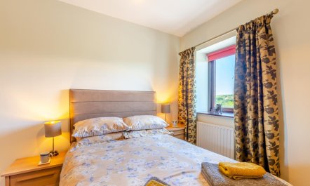 2 Bed in Isel 5