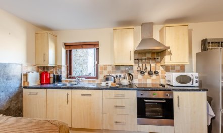 2 Bed in Isel 3