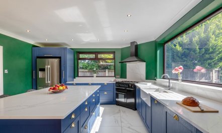 6 Bed in Hollym 4