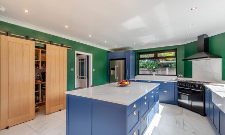 6 Bed in Hollym 3