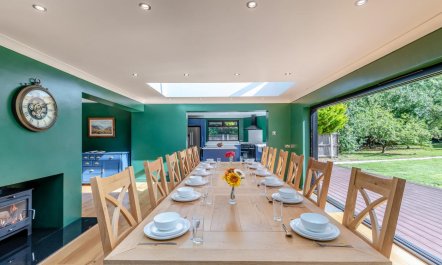 6 Bed in Hollym