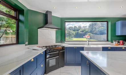 6 Bed in Hollym 6