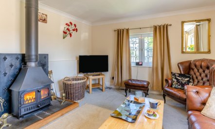 3 Bed in Llantwit Major 4