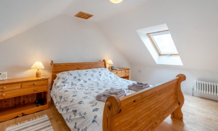 2 Bed in Goodwick 9