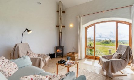 2 Bed in Goodwick