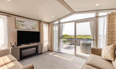 2 Bed in Hendra Croft