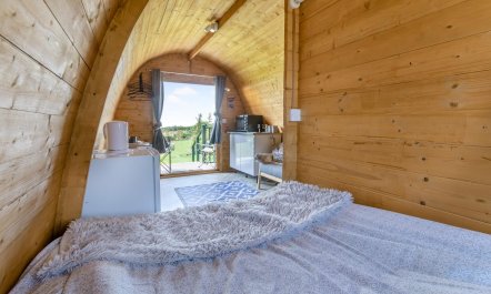 1 Bed in Four Lanes 5