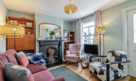 2 Bed in Whitstable 1