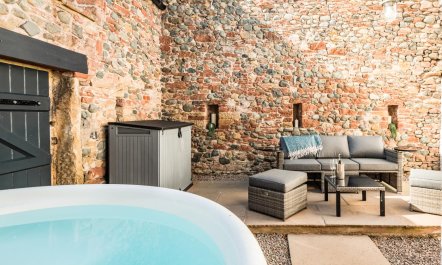 2 Bed in Dalston