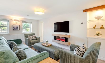 2 Bed in Dalston 8