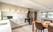 2 Bed in Dalston 6