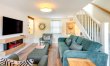 2 Bed in Dalston 1
