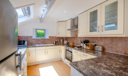 5 Bed in Kingsbridge 9