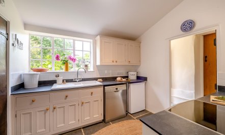 2 Bed in South Bowood 3