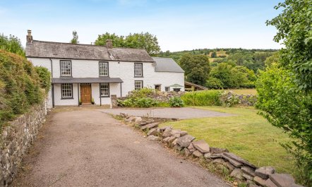 2 Bed in Llangynidr