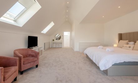 4 Bed in Bournemouth 9
