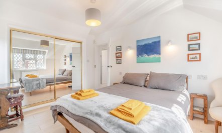 2 Bed in Pevensey Bay 3