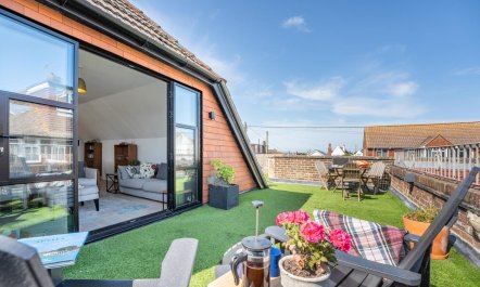 2 Bed in Pevensey Bay