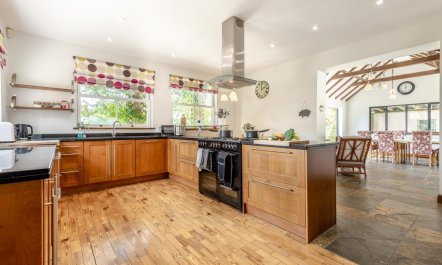 5 Bed in Blashford 2